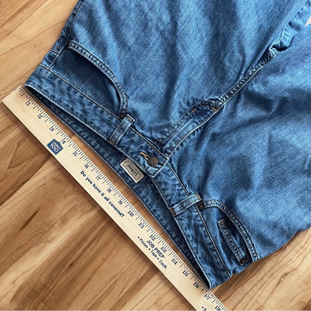 L. L. Bean Classic Blue Denim Capri Jeans 14P - Picture 4 of 6